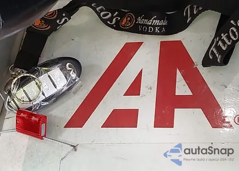 2017 Infiniti Q50 3.0T Premium z USA, uszkodzony, nr VIN JN1EV7AP7HM738316